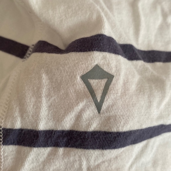 Ivivva Lululemon Happy Livin Tank size 14 white striped sleeveless tanks - Picture 6 of 9